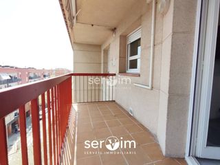 Pis a Calle francesc maci� 46. Piso d�plex amplio y luminoso de 124 m