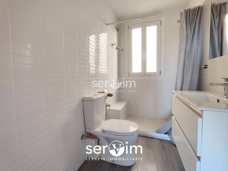 Foto 90d0372e-8bd5-4278-9a95-8a0ae088779b. Pis a Centre-Barri Vell Girona