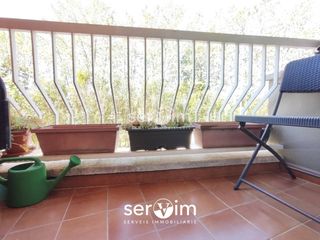 Casa  Calle barcelona. Casa adosada en venta en el centro de llagostera