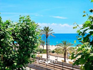Flat in Paseo prat de la riba 65. Primera línea de mar exclusivo piso en el masnou