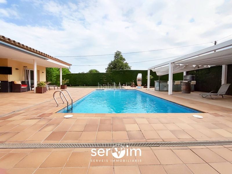 Foto f1ce9840-5595-4ff3-95eb-9e06a72738ba. Xalet amb aparcament piscina a Llagostera