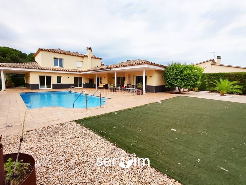 Foto f60b3e7a-0385-45f6-b26e-ea87f1d0bf82. Xalet amb aparcament piscina a Llagostera