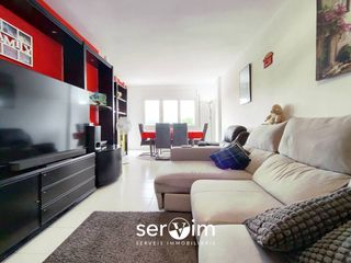 Pis  Calle santa eugenia. Fant�stico piso de 4 habitaciones en santa eug�nia