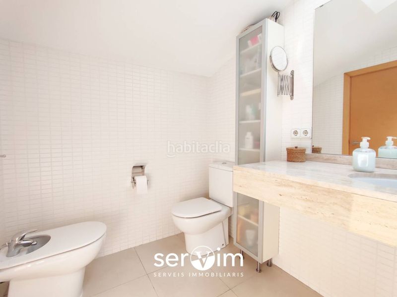 Foto d01d6221-c555-4c36-9571-4cdbfa8c1e67. Pis amb calefacció a Eixample Sud-Migdia Girona
