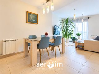 Pis  Calle carrilet. Dúplex en venta en llagostera con grandes terrazas y plaza de ap