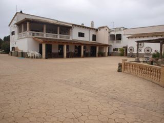 Casa en Lloret de Vista Alegre. Granja escuela en lloret de vistalegre
