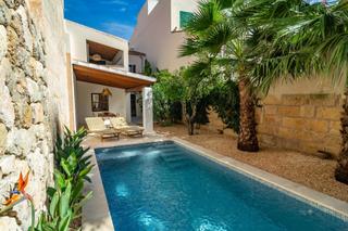 Haus in Petra. Preciosa casa con piscina en petra