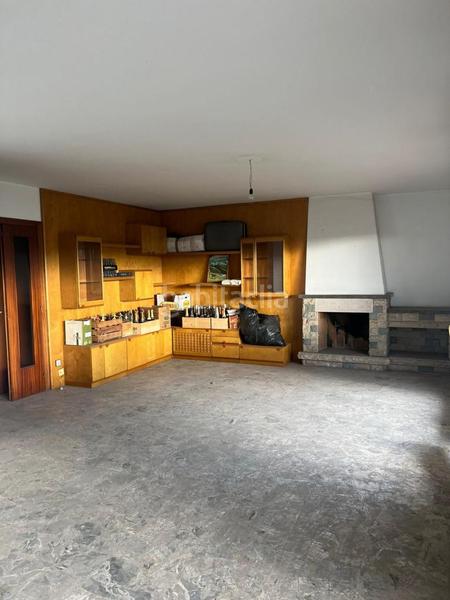 Foto f1b80a2a-df19-43ca-9088-d3d2077558c5. Appartamento con riscaldamento parcheggio in Llevant Igualada