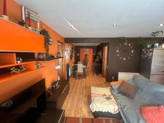 Appartement à Vilanova del Camí. Excelente piso, listo para entrar a vivir!!!!!