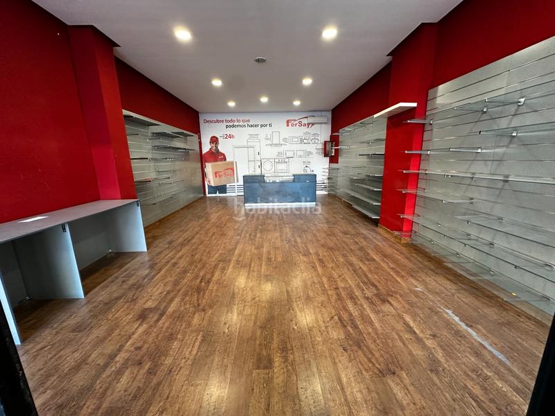 Foto 24ee6d1e-cead-49c1-8bf2-0c47f1b421b3. Alquiler local comercial local en alquiler en fermin caballero en Cuenca