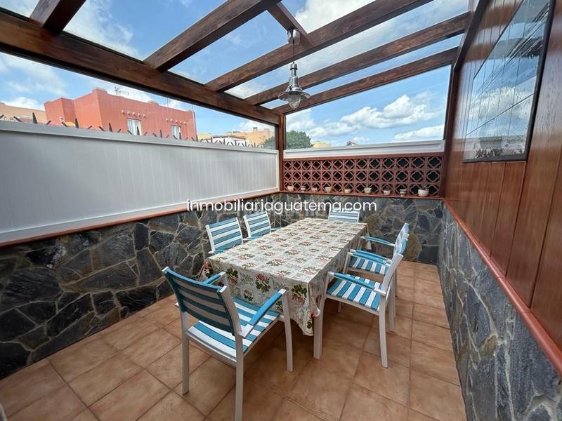Foto 3664c2b3-55a8-47bf-8292-5fe16900d2f8. Chalet  en venta , Corralejo en Corralejo Oliva (La)