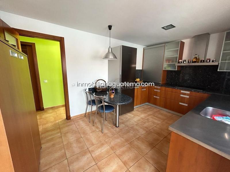 Foto 90937011-ce83-455d-b199-818d1e8a4466. Chalet  en venta , Corralejo en Corralejo Oliva (La)