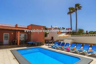 Chalet  Urbanizacion corralejo pl u. Villa en venta ,corralejo playa