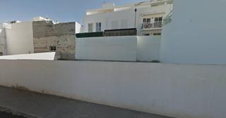 Terreny residencial a Corralejo. Solar urbano en el centro de corralejo