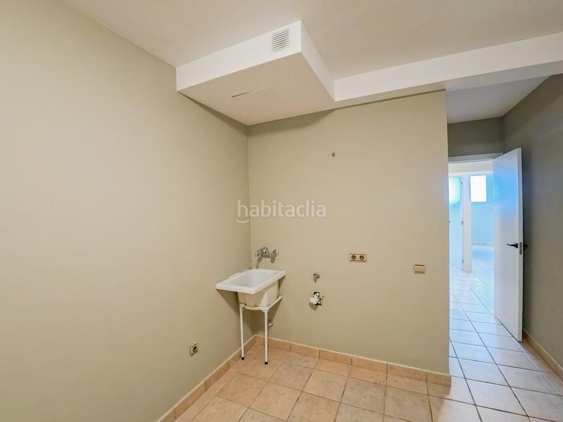 Foto 9c83a37c-c236-4708-8e9c-9caf2063a39f. Casa adossada amb aparcament piscina a Corralejo Oliva (La)