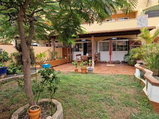 Apartament  Calle calle guirre. Piso en venta , zona parque natural , corralejo