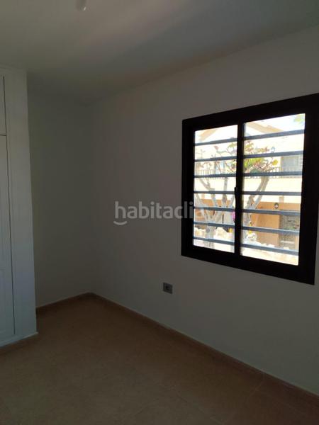 Foto c8b3383e-a945-4899-9e4d-6101345e11d9. Piso  en venta , urbanizacion oasis dunas , Corralejo en Oliva (La)