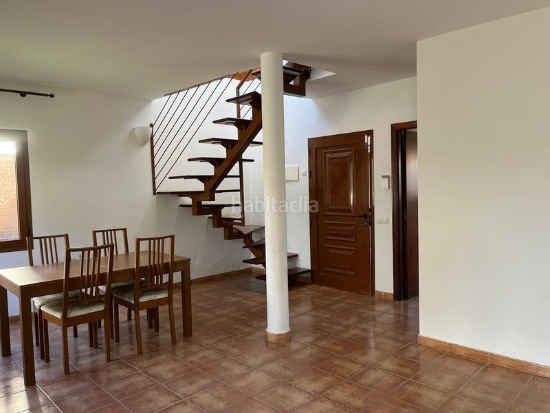 Foto 1f5e2337-25e8-44de-8f92-ff23bdaa44ea. Casa adossada amb aparcament piscina a Corralejo Oliva (La)