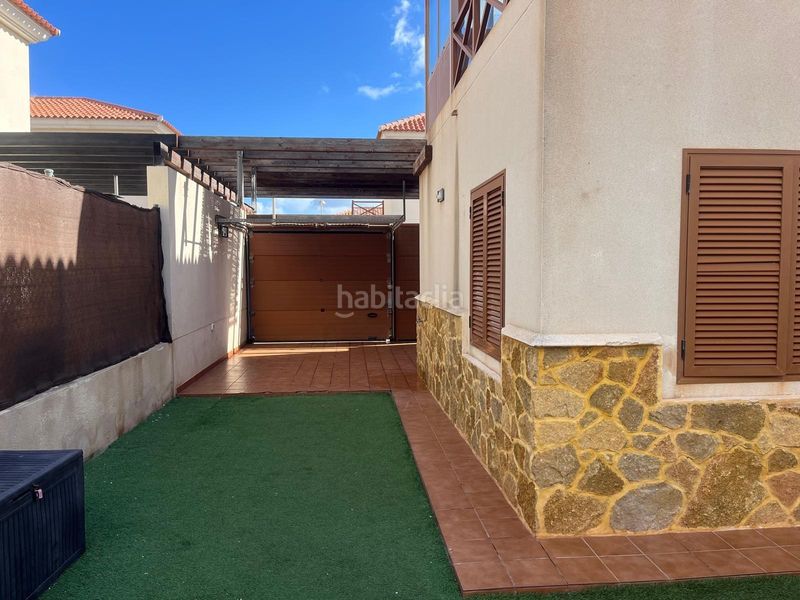 Foto 8f818662-b91f-4a73-98ad-16d1865caf13. Casa adossada amb aparcament piscina a Corralejo Oliva (La)
