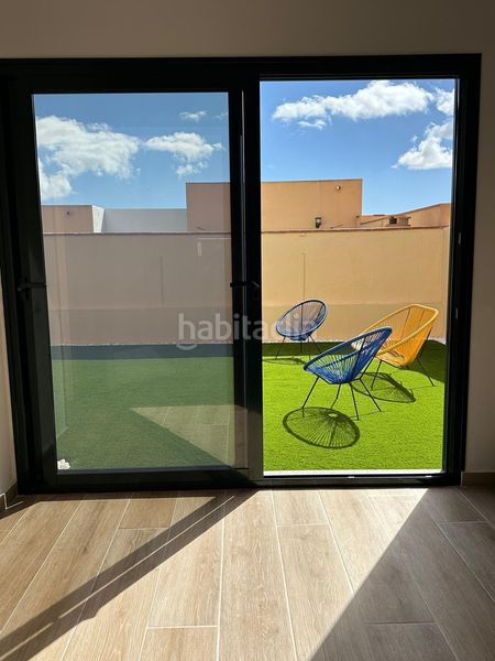Foto 39125dd9-cef6-40eb-a600-5e841be2cc1b. Maison jumelée avec parking dans Corralejo Oliva (La)