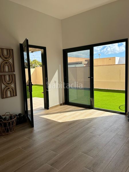 Foto a57f58c5-2f30-4cfc-8aba-90251f3b84ad. Maison jumelée avec parking dans Corralejo Oliva (La)