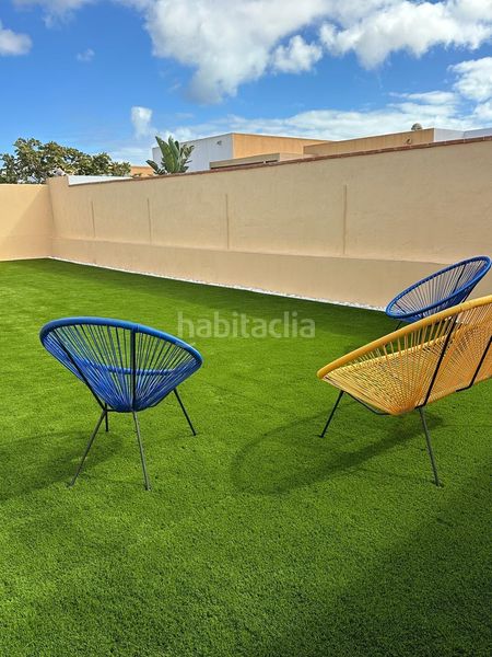 Foto b5a40d2e-5837-487c-b331-ac201ebb11f0. Maison jumelée avec parking dans Corralejo Oliva (La)