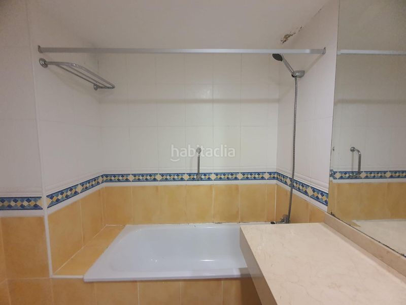 Foto b73ccb39-4484-4d5a-9997-4dfff9a0cf3d. Pis amb piscina a Corralejo Oliva (La)
