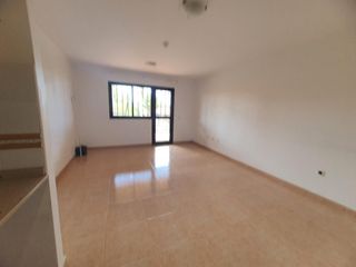 Piso  Avenida pedro y guy y vandaele. Piso en venta , urbanizacion papagayo , corralejo  venta flash t