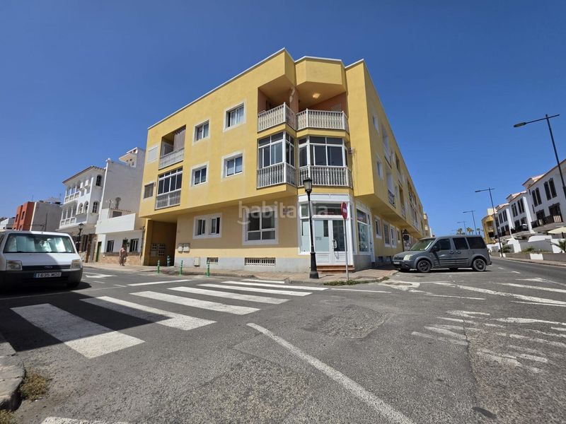 Foto 162e68ad-eb50-4afe-a632-7ffb57ed0d4c. Pis a Corralejo Oliva (La)