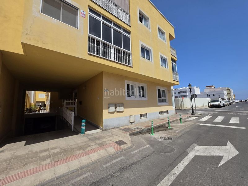Foto 3940d729-e94a-47d9-90e2-bc1518617da6. Pis a Corralejo Oliva (La)