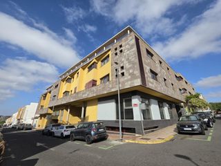 Pis a Calle calle hermanos machado 2. Piso en venta , puerto del rosario venta wow  tipo subasta