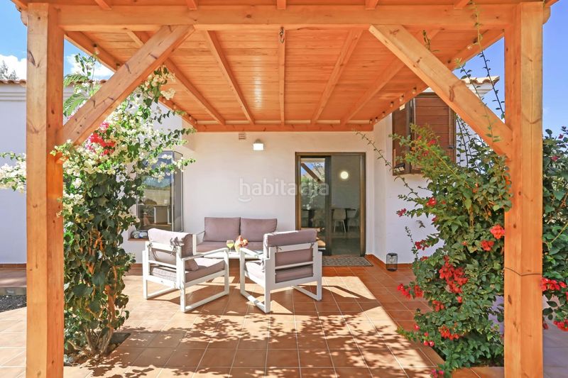 Foto 444b4d2d-c61d-4a4d-b945-4829128ca182. Chalet dans calle calle higuera dans La Oliva pueblo Oliva (La)