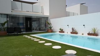 Casa a schiera in Calle calle morisca. Chalet adosado en venta , urbanizacion casilla de costa , la oli