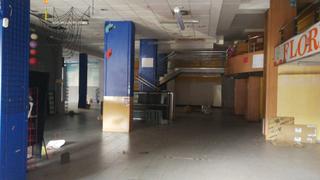 Local Comercial a Avenida Francisco Aguirre