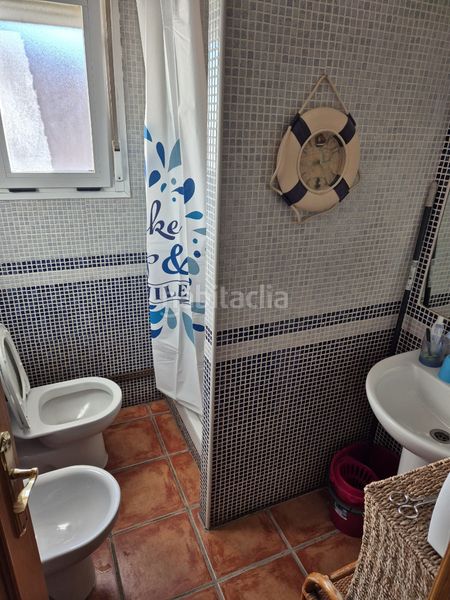Foto 46ea9e42-bab4-4bf4-9ec5-2e91a9014fb0. Xalet amb calefacció aparcament piscina a Lucillos