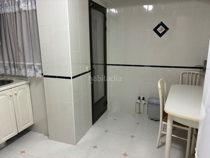 Foto a8733a5e-62d7-42f0-aab3-25107db0f83f. Pis amb calefacció aparcament a Centro-Corte Inglés Talavera de la Reina