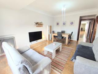 Miete Etagenwohnung  Calle san isidro. Piso ideal para estudiantes