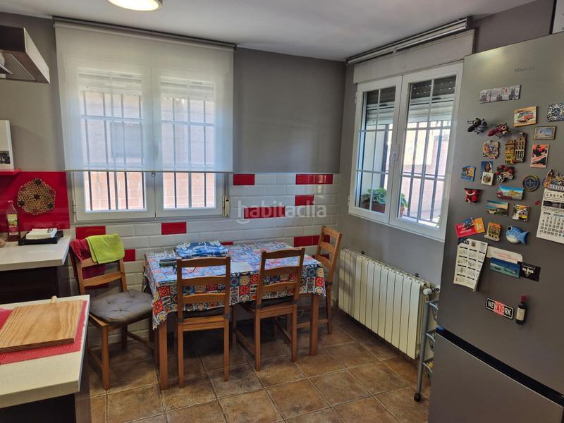 Foto 0023215c-cd03-4922-9284-f3a70384b37f. Chalet avda. paralela, urbanización las nieves en Pepino