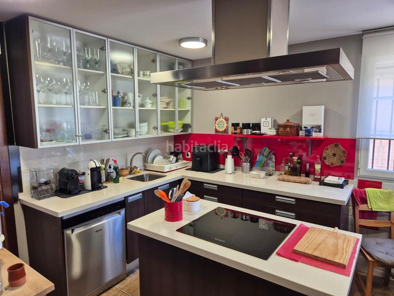 Foto 6a2f8ef4-bbfe-4607-adf8-de5055759d83. Chalet avda. paralela, urbanización las nieves en Pepino