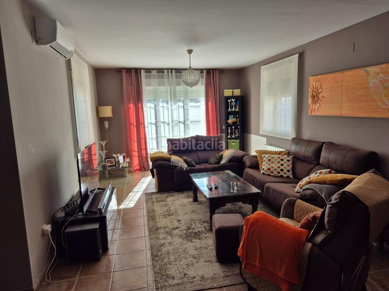 Foto 765c2abe-e4e1-4001-8678-26cac16900b4. Chalet avda. paralela, urbanización las nieves en Pepino