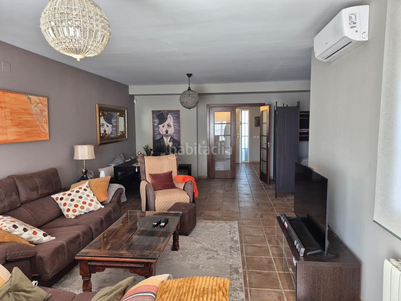 Foto cb96efd0-7995-46ad-a08e-f6bc927b47fe. Chalet avda. paralela, urbanización las nieves en Pepino