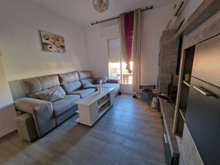 Etagenwohnung  Paseo muelle. Piso luminoso con terraza en talavera de la reina – listo para e
