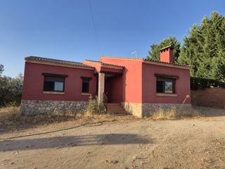 Chalet  Cuesta de las mesas. Chalet independiente en serranillos playa con vistas a la sierra