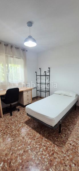 Foto b9c24fc3-2d4b-4280-affe-eb6e4fe09b46. Alquiler piso ogijares en Ogíjares