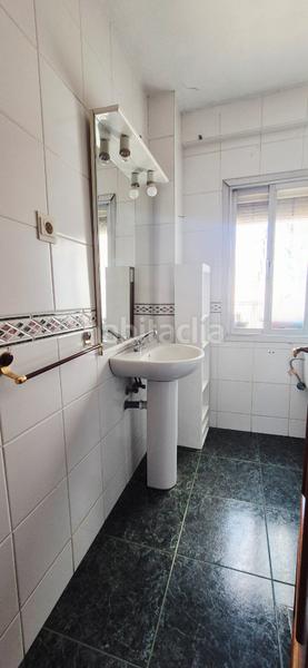 Foto 98b9c085-3a75-4b72-b8c4-c87ae57be19c. Piso zaidin magnífico piso en avenida de cádiz en Granada
