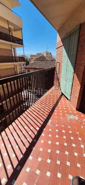 Foto 9b6212ae-5238-4b35-b632-fa8b8bccd0f6. Alquiler piso estudiantes zona centro recogidas en Granada