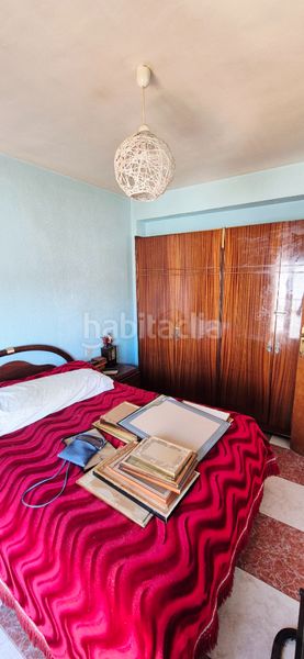 Foto e96d0cbe-50ac-4c55-8b94-7d36aa0d371c. Pis a calle concha espina 13 a Barrio de Zaidín Granada