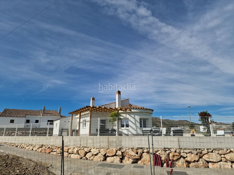 Foto d3b75811-55c3-4777-a49d-3b82d25fa222. Casa a Viñuela