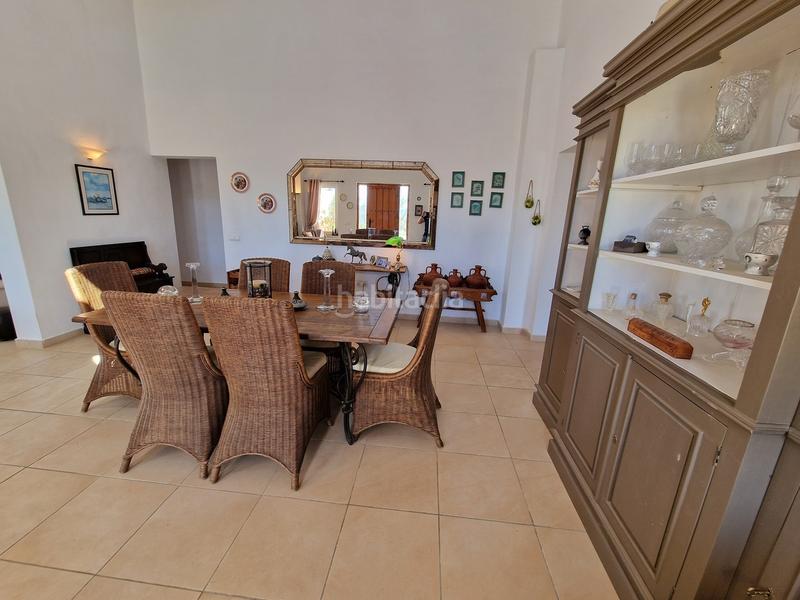 Foto dab240ca-0e54-4f09-ad02-23bd1bcbc29d. Casa en Canillas de Aceituno