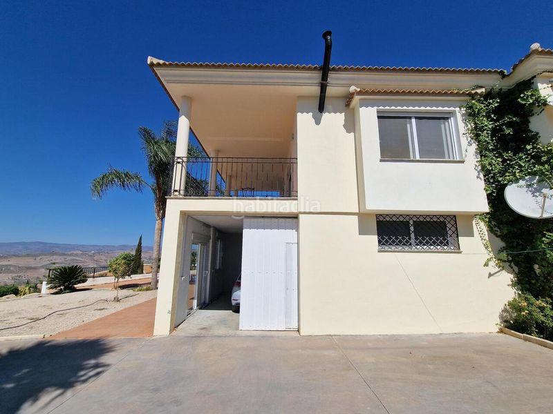Foto 735125b0-99c8-4c97-a39d-8e4228008a45. Casa a Periana